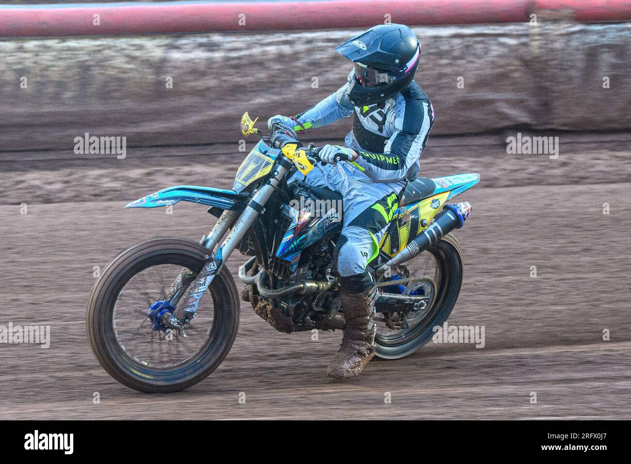 Gerard Bailo (17 ans) d'Espagne en action lors du Championnat du monde FIM de Flat Track Round 1 au National Speedway Stadium, Manchester le samedi 5 août 2023. (Photo : Ian Charles | MI News) crédit : MI News & Sport / Alamy Live News Banque D'Images