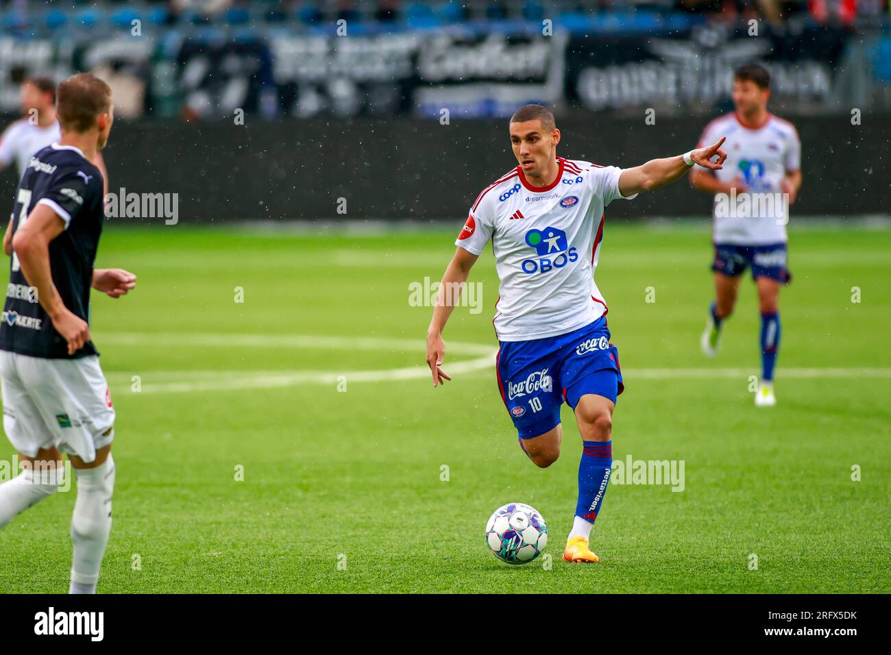 Drammen, Norvège, 05 août 2023. Mohamed Ofkir de Vålerenga sur le ballon dans le match entre Strømsgodset et Vålerenga au Marienlyst Stadion à Drammen. Crédit : Frode Arnesen/Alamy Live News Banque D'Images