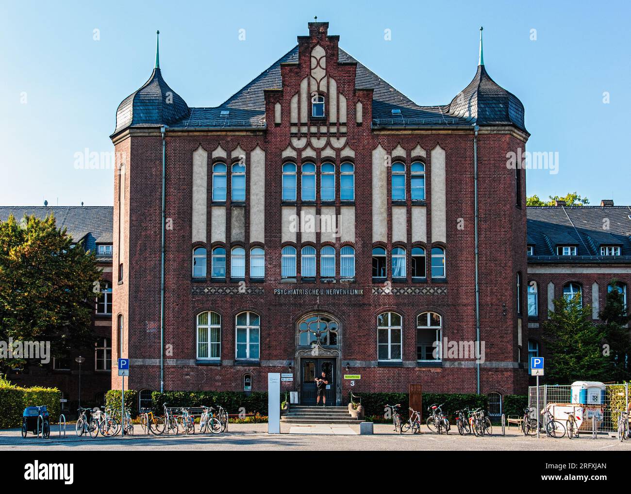 Département de neurologie sur le campus de l'hôpital Charite, Bonhoefferweg 3, Mitte, Berlin le Campus de l’Hôpital de la Charité, Banque D'Images