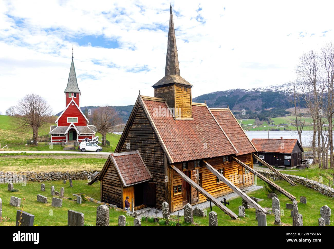 14e siècle Église de la Stave de Rødven, Stavkyrkjevegen, Rødven, Møre, Comté de Åndalsnes og Romsdal, Norvège Banque D'Images