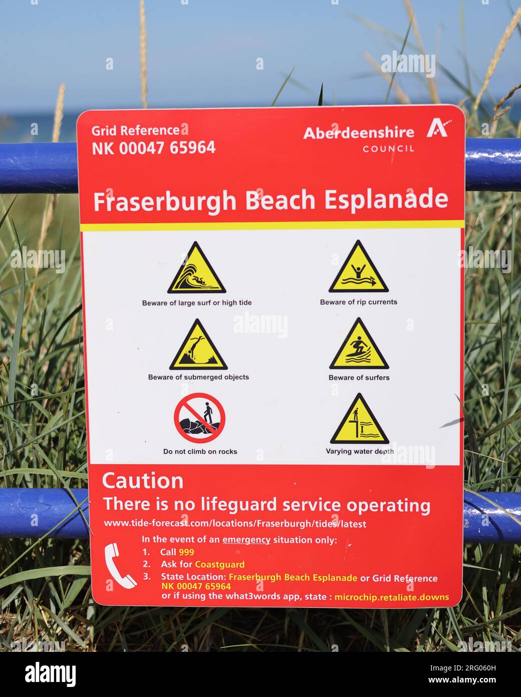 Panneau de sécurité de la plage de Fraserburgh (nord-est de l'Écosse), marées de déchirement et service de sauveteur pour prévenir la noyade. Banque D'Images