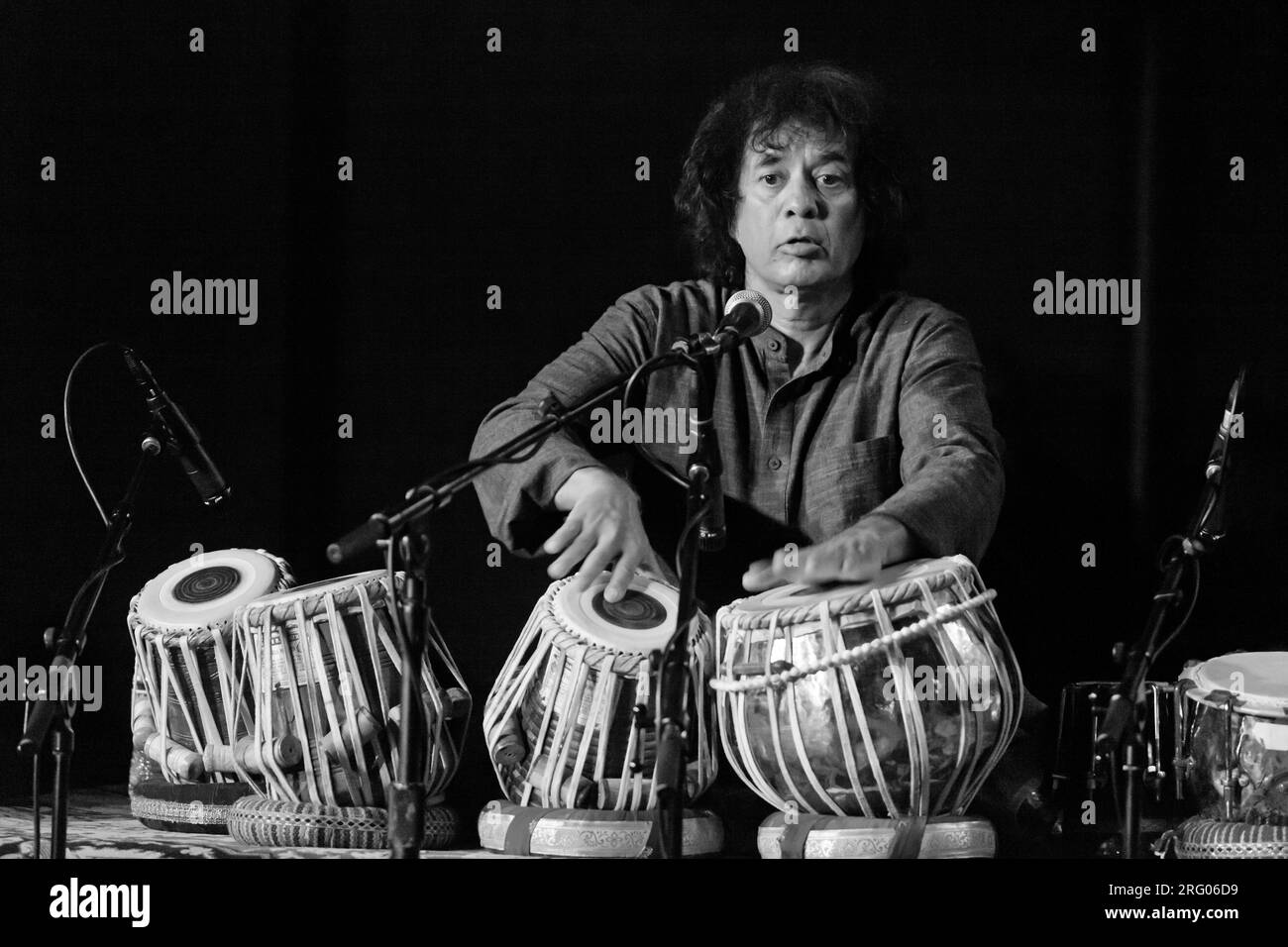 CHARLES LLOYD au saxophone, Zakir Hussain tablas sur Eric Harland à la batterie et de préformes SANGAM au festival de jazz de Monterey Banque D'Images