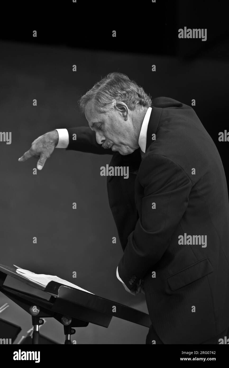 La prochaine génération Jazz Orchestra dirigé par Paul CANTOS AU 59ème festival de jazz de Monterey, Californie Banque D'Images