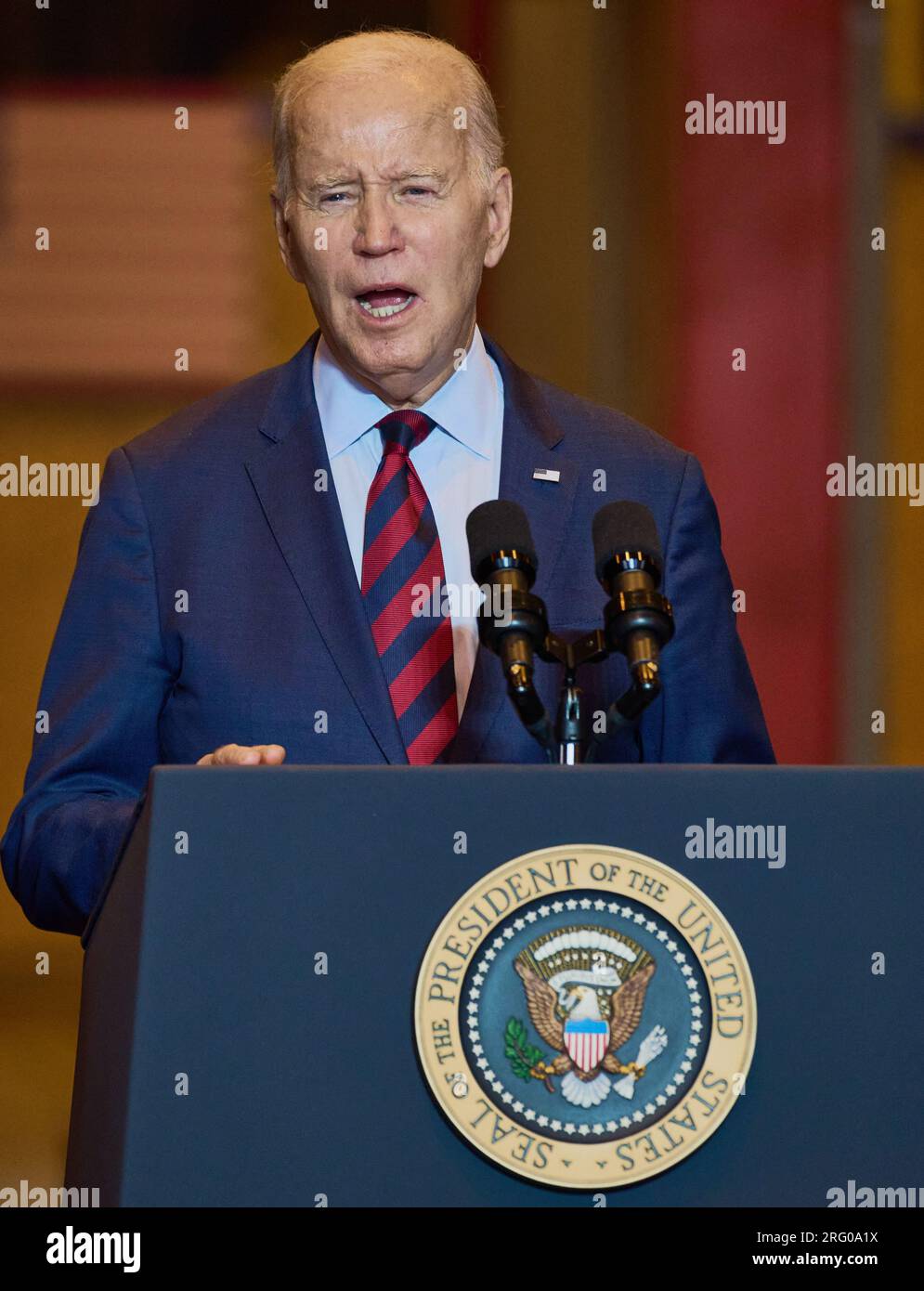 PHILADELPHIE, PA, États-Unis - 20 JUILLET 2023 : le président Joe Biden prend la parole au chantier naval de Philly. Banque D'Images