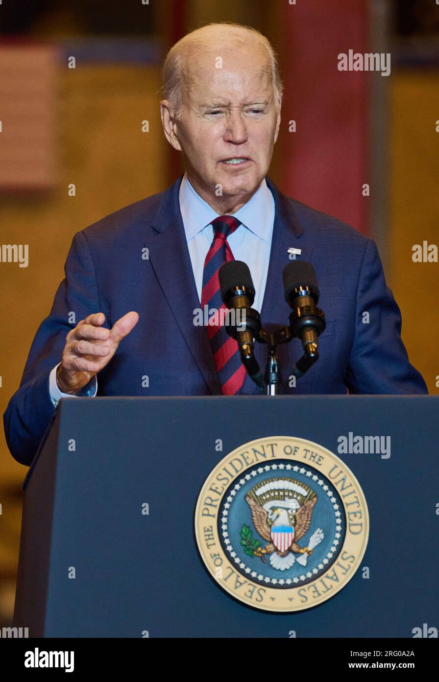 PHILADELPHIE, PA, États-Unis - 20 JUILLET 2023 : le président Joe Biden prend la parole au chantier naval de Philly. Banque D'Images