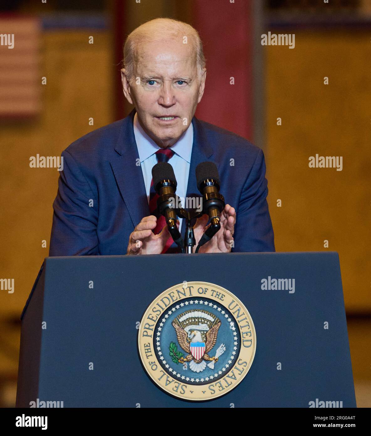 PHILADELPHIE, PA, États-Unis - 20 JUILLET 2023 : le président Joe Biden prend la parole au chantier naval de Philly. Banque D'Images