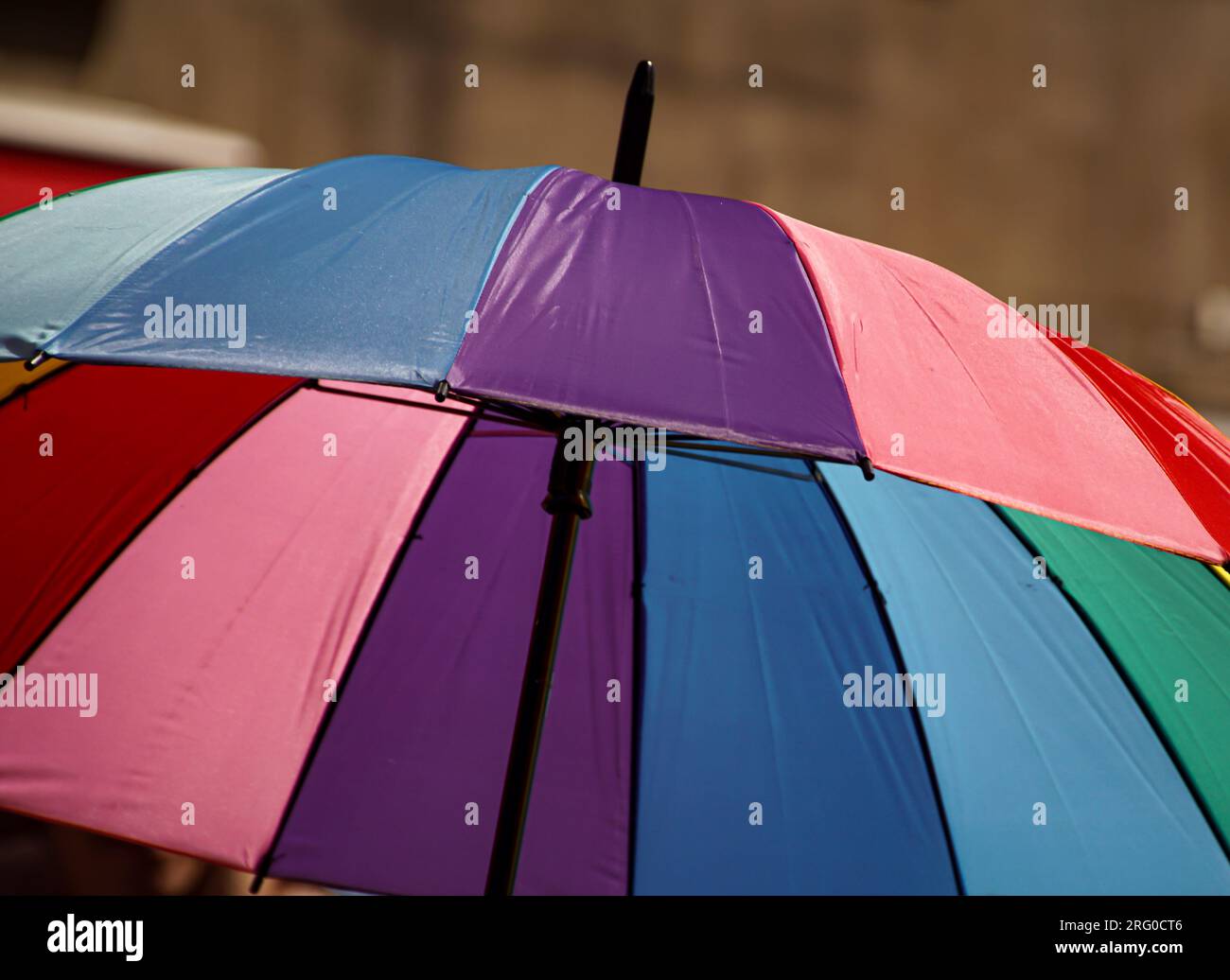 Gros plan d'un parapluie coloré Photo Stock - Alamy