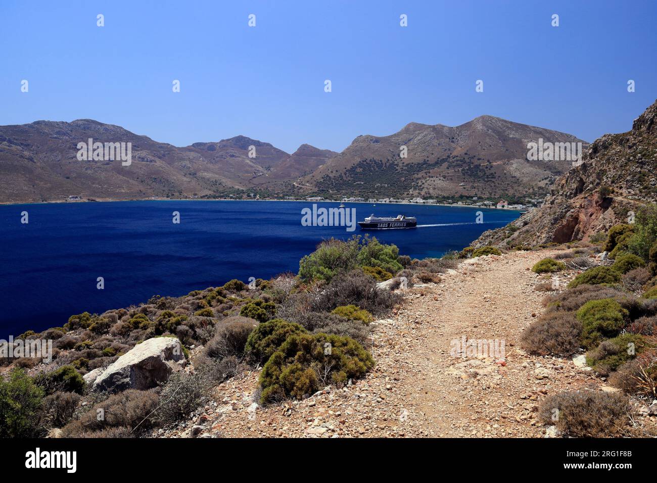 Sentier pédestre entre Livadia et Lethra, île de Tilos près de Rhodes, Grèce. Banque D'Images