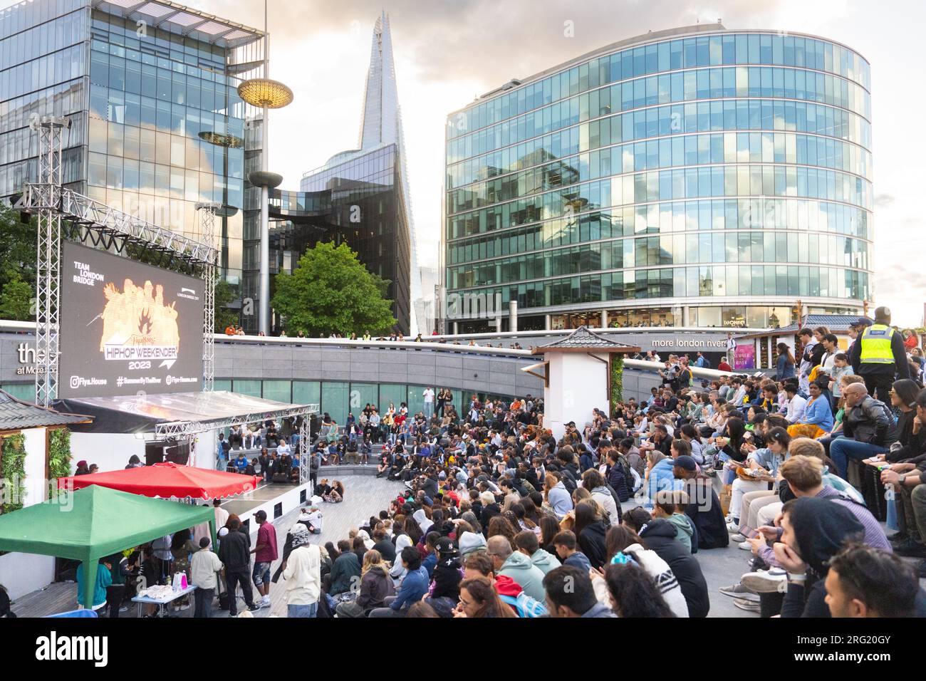 Le Scoop est un amphithéâtre en plein air situé sur le côté sud de la Tamise près de Tower Bridge à Londres, situé à côté de l'hôtel de ville Banque D'Images