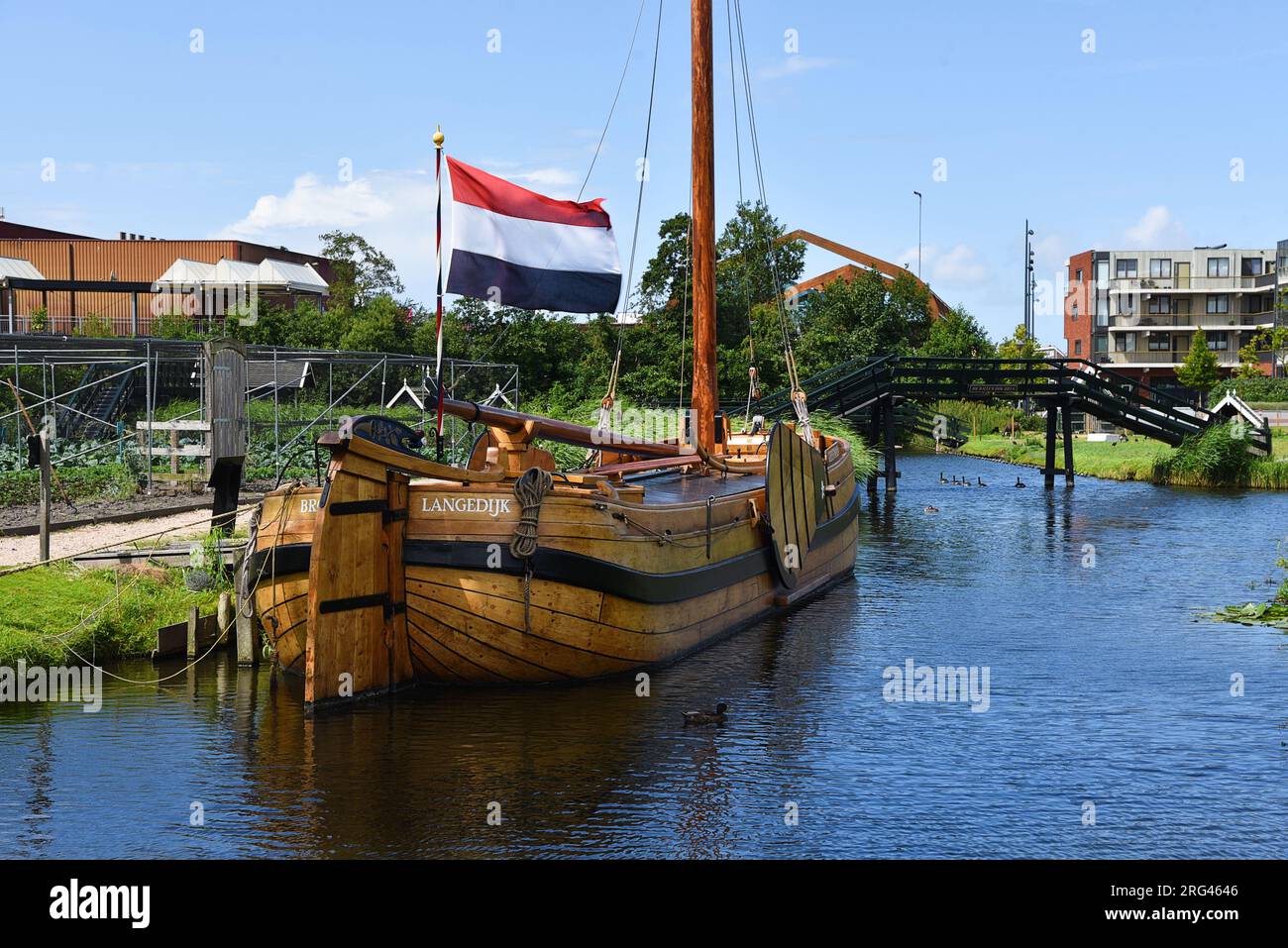 Broek op Langedijk, pays-Bas. 24 juillet 2023. Ancienne barge au Broekerveiling à Broek op Langedijk.... Photo de haute qualité Banque D'Images