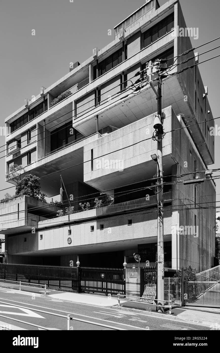 Ambassade du Koweït à Tokyo, conçue par Tange Kenzo (1970); Minato, Tokyo, Japon Banque D'Images