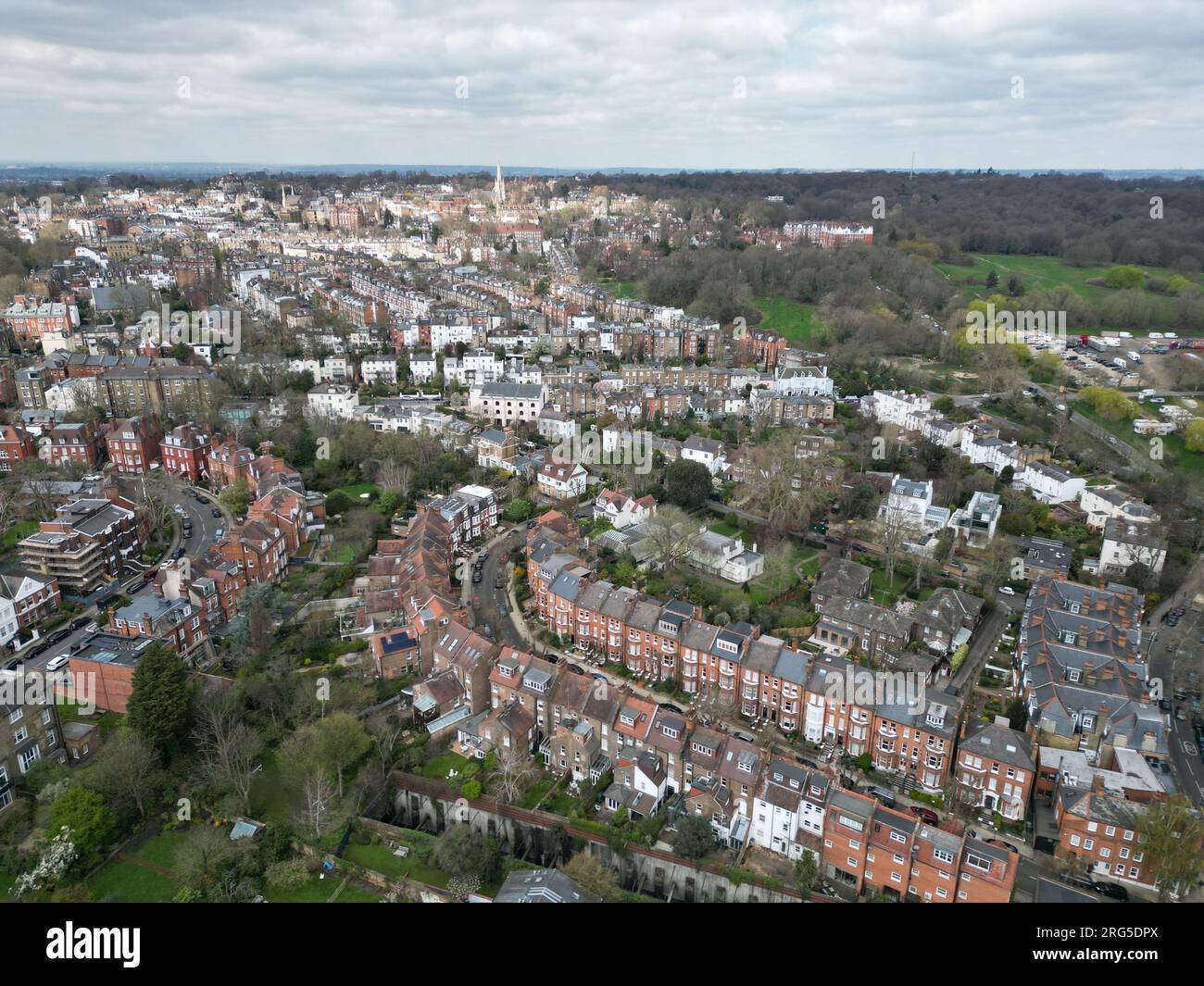 Hampstead North London Royaume-Uni drone à angle élevé ressort de vue aérienne Banque D'Images