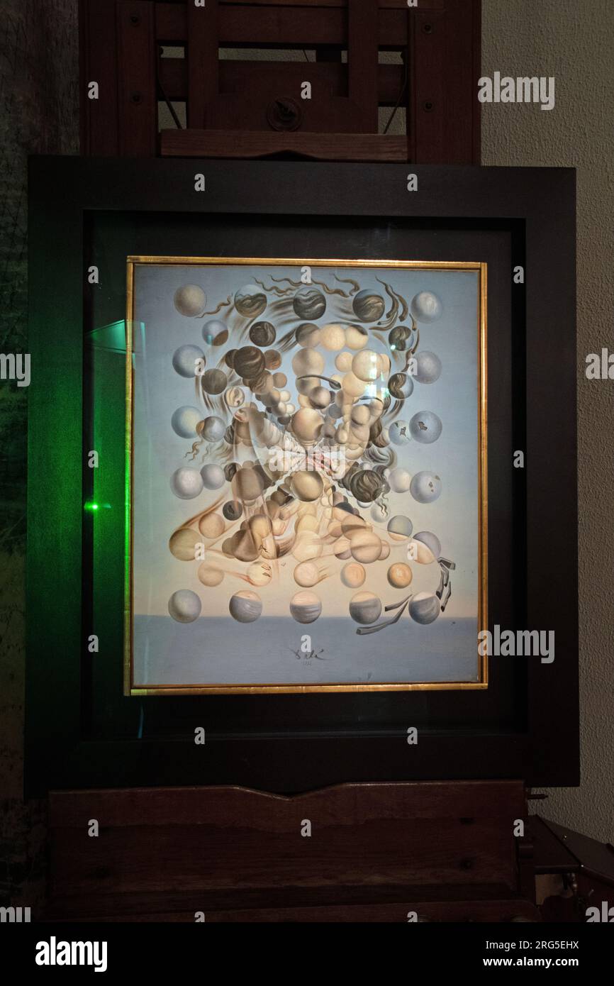 Paysage de Galatée des sphères dans Salvador Dali Musée du Théâtre à Figueres Catalogne Espagne Banque D'Images