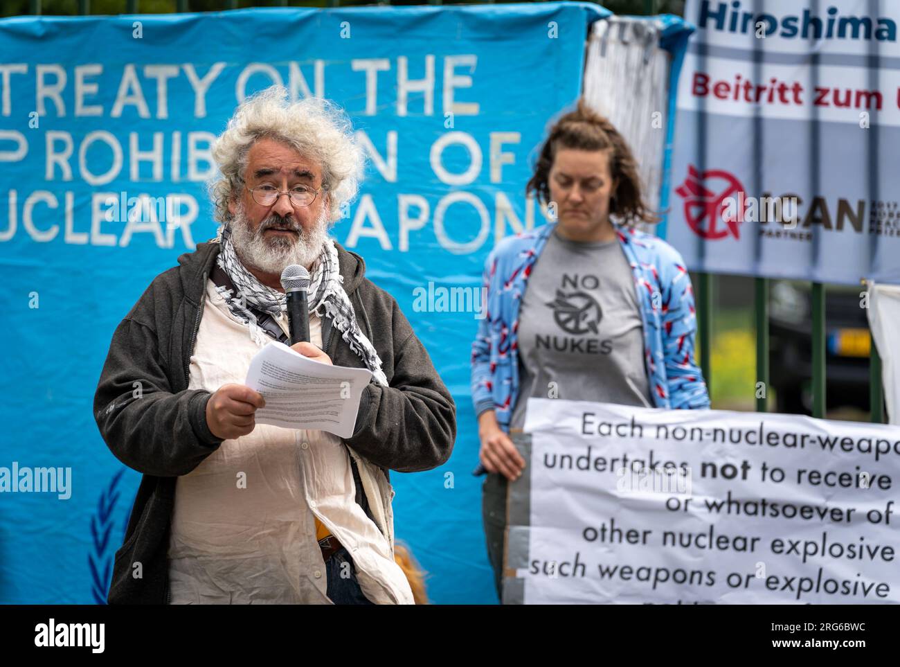 Volkel, pays-Bas, 07.08.2023, ouvrier catholique et militant pour la paix Brian Terrell lors d'une manifestation contre des armes nucléaires à la base aérienne militaire néerlandaise Banque D'Images