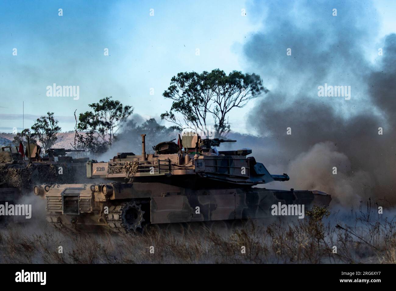 Un Char Australien M1A1 Abrams Tire Une Balle Lors D'un Test De ...