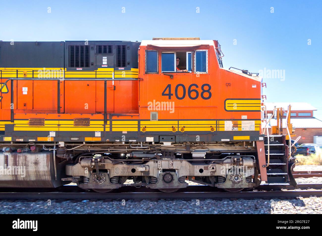 Orange train de marchandises moteur locomotive groupe motopropulseur BNSF (Burlington North Santa Fe) Railroad 4068 Banque D'Images
