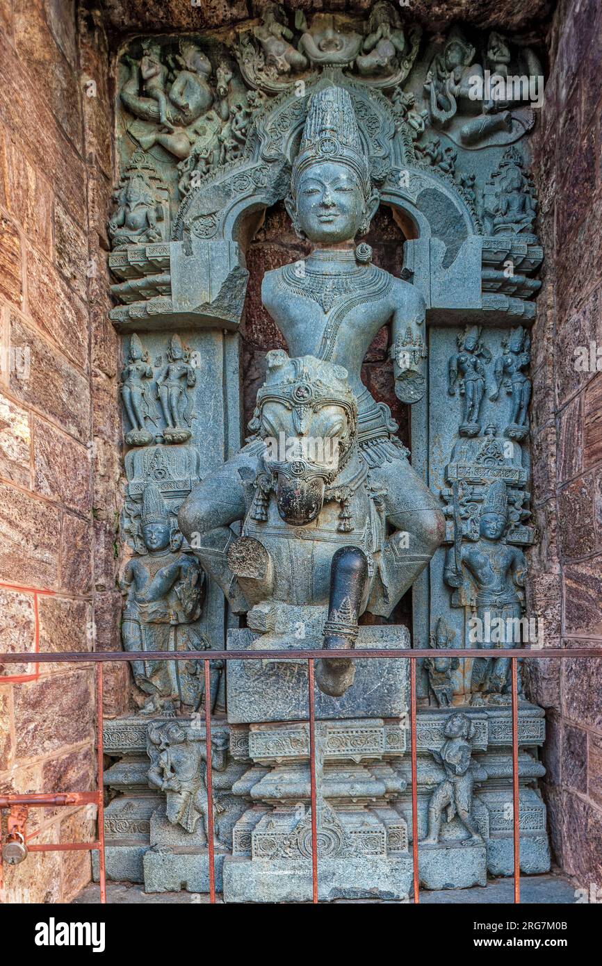 07 23 2007 statue en ruine vintage du dieu Soleil védique Surya ou Arka au Temple du Soleil de Konarak un site du patrimoine mondial de l'UNESCO Konarak Orissa Inde Asie. Banque D'Images