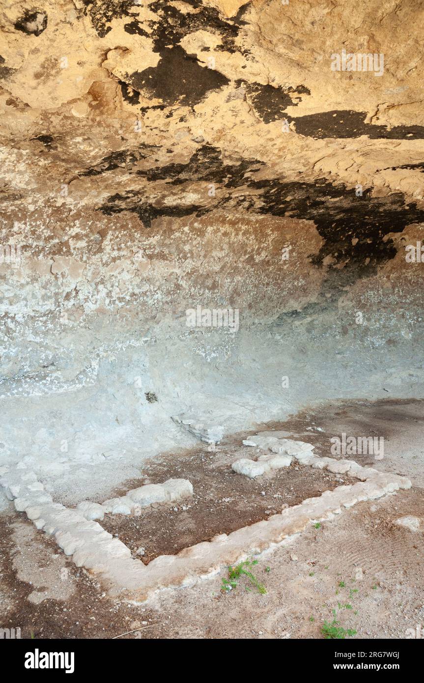 Gila Cliff Dwellings National Monument au Nouveau-Mexique Banque D'Images