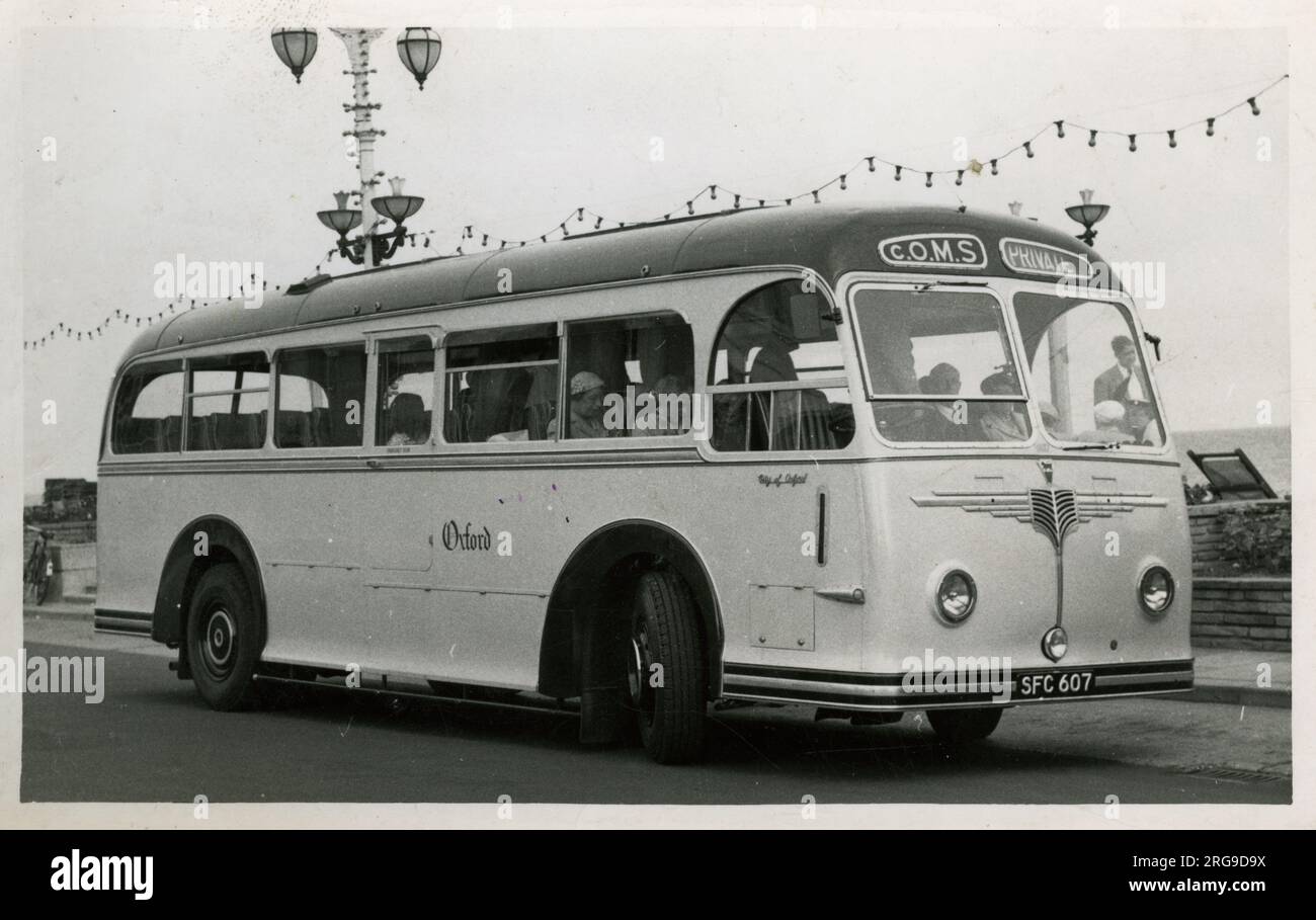 Morris 'City of Oxford' Vintage bus, Angleterre. Banque D'Images