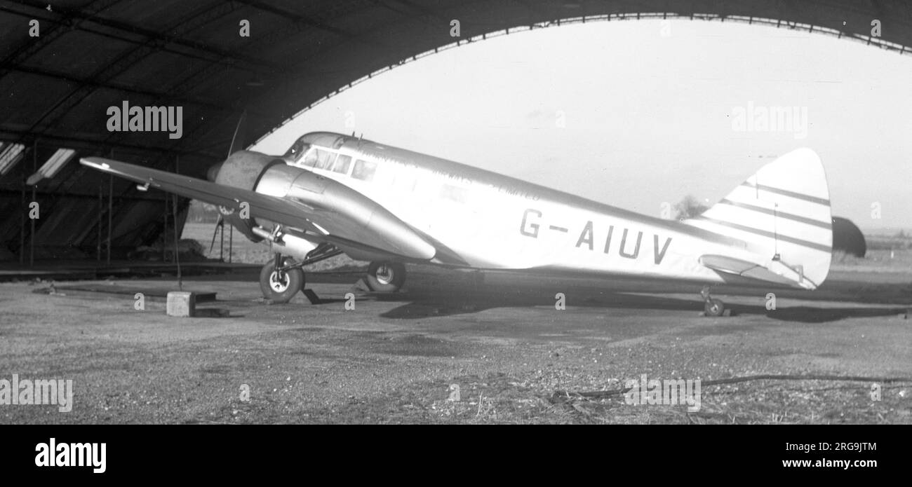 Vitesse aérienne AS.65 Consul G-AIUV (msn 5098) de Hornton Airways Ltd (Vendu à l'étranger en mars 1950) Banque D'Images