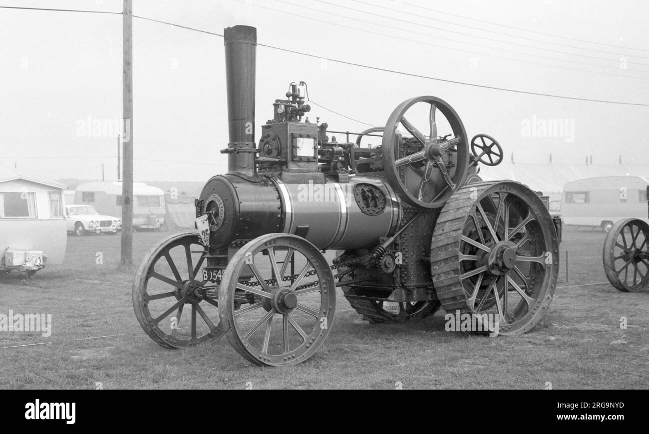 Fabricant: Clayton & Shuttleworth of Lincoln Type: Usage général Numéro du moteur: 47015 Construit: 1914 enregistrement: BD 5483 cylindres: Un seul PSN: 7 Nom: Dorothy Banque D'Images