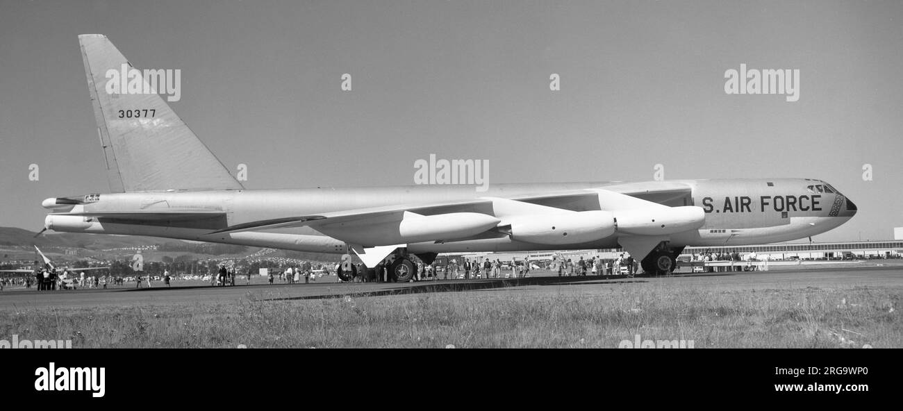 United States Air Force - Boeing RB-52B-30-BO StratoFortress 53-0377 (msn 16856), de Strategic Air Command. Banque D'Images