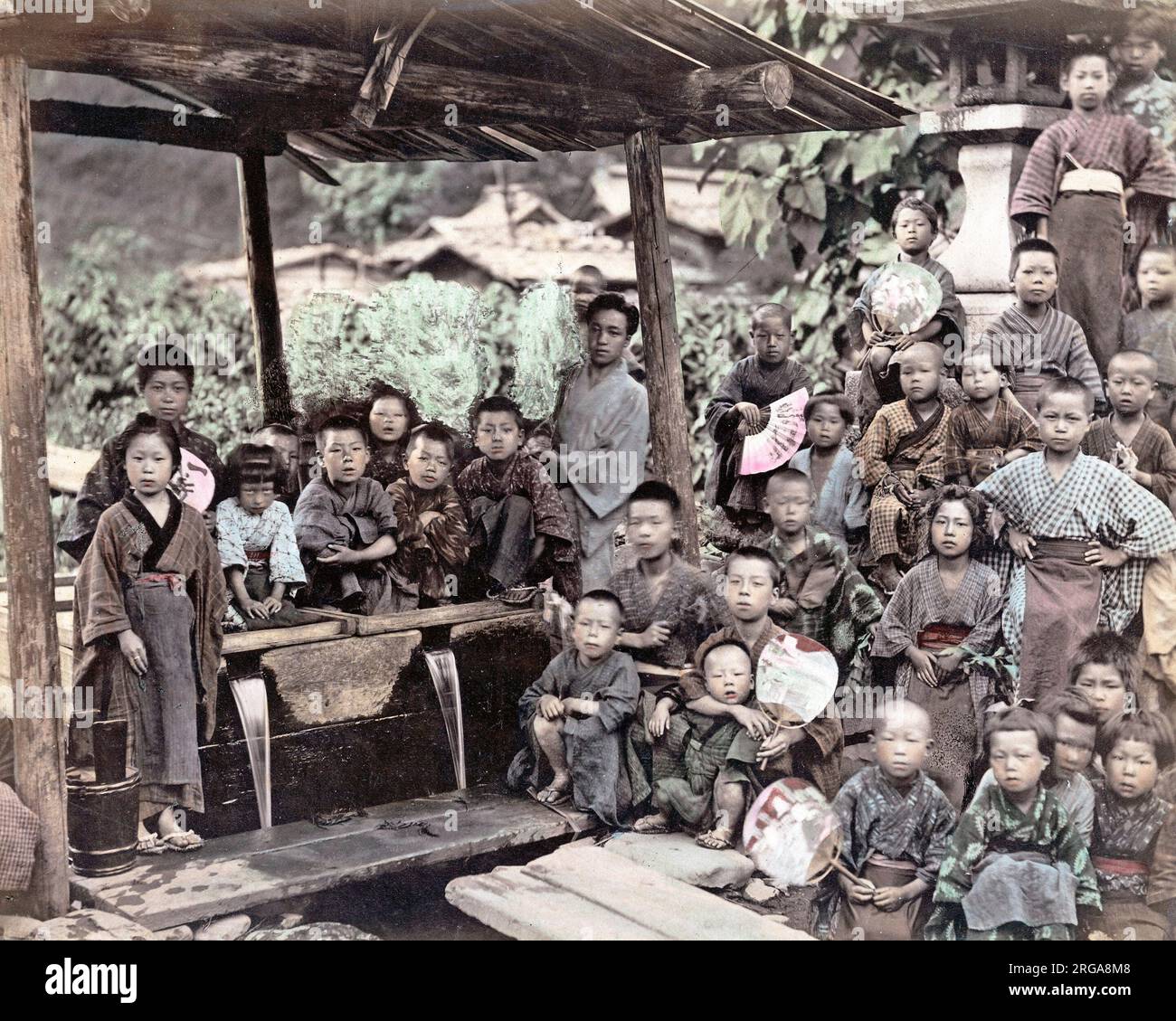 C.1880 s Japon - groupe d'enfants de pays Banque D'Images