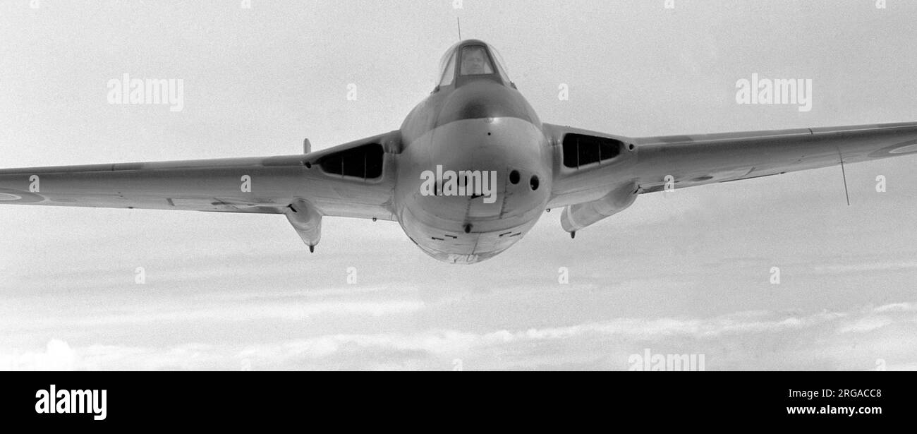 De Havilland DH.100 Vampire F Mk.1 TG/278 (production 5th F Mk.1), piloté par Geoffrey de Havilland Jr., vers août 1945. Banque D'Images