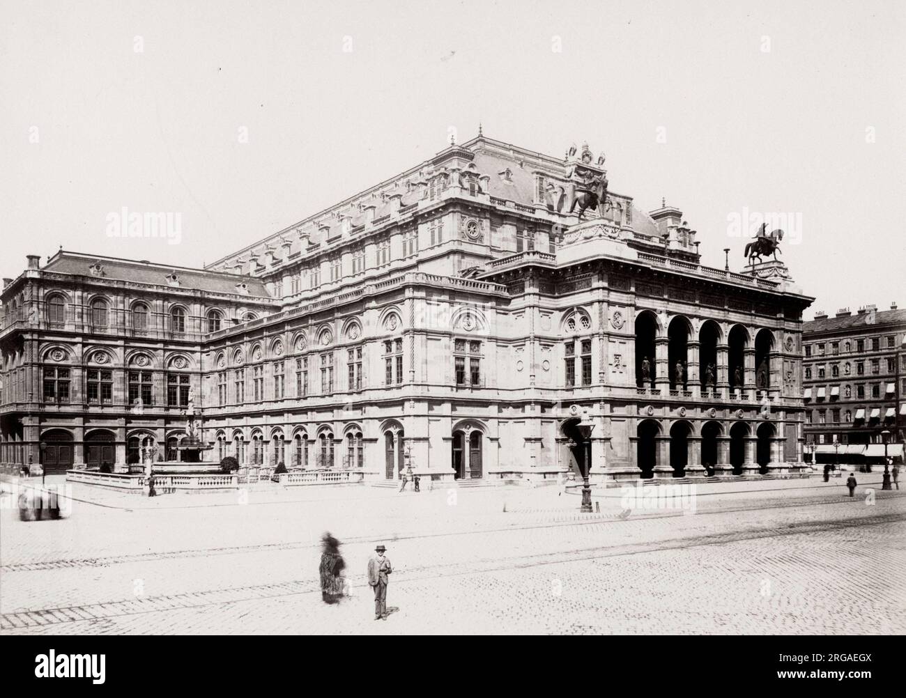 Photographie ancienne du XIXe siècle : l'Opéra national de Vienne est un opéra et une compagnie d'opéra basée à Vienne, en Autriche. Banque D'Images