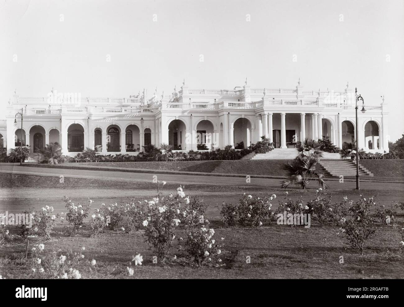 Début du XXe siècle - photo ancienne des bâtiments, New Delhi, Inde. Banque D'Images