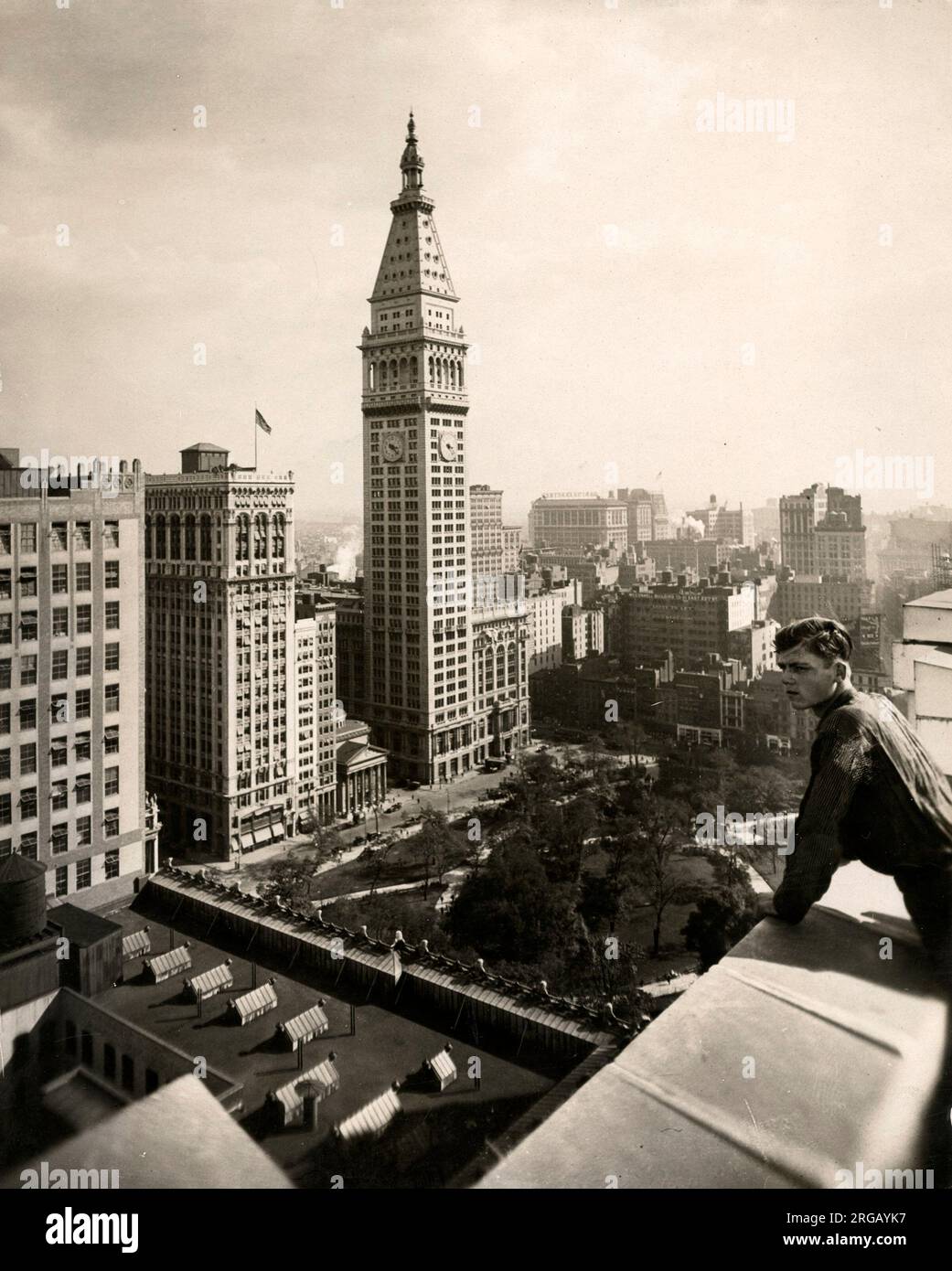 Au début du xxe siècle vintage press photographie - Madison Square et rencontré Life Tower, Manhattan, New York, vers 1925. Banque D'Images
