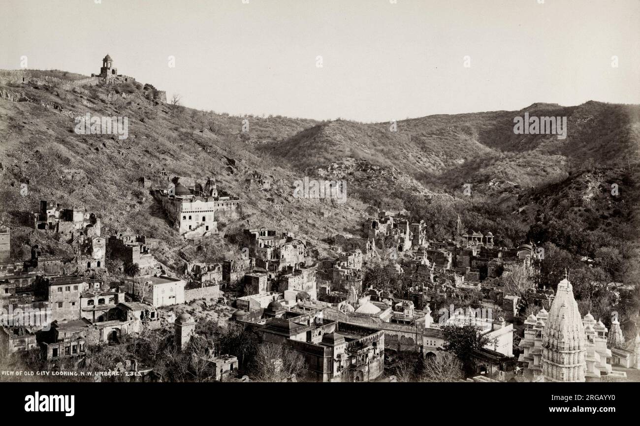 Photographie vintage du XIXe siècle - Amer ou Amber, est une ville dans l'État du Rajasthan, en Inde. Elle fait maintenant partie de la société municipale de Jaipur. Banque D'Images