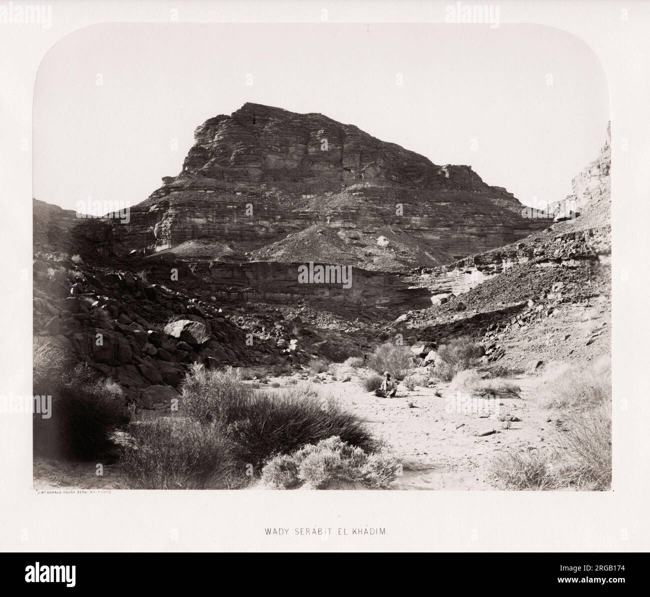 Photographie ancienne du XIXe siècle : Sergent James McDonald (actif 1865-9). Enquête d'ordnance sur la péninsule du Sinaï par les Royal Engineers - Wady Serabit el Khadim Banque D'Images