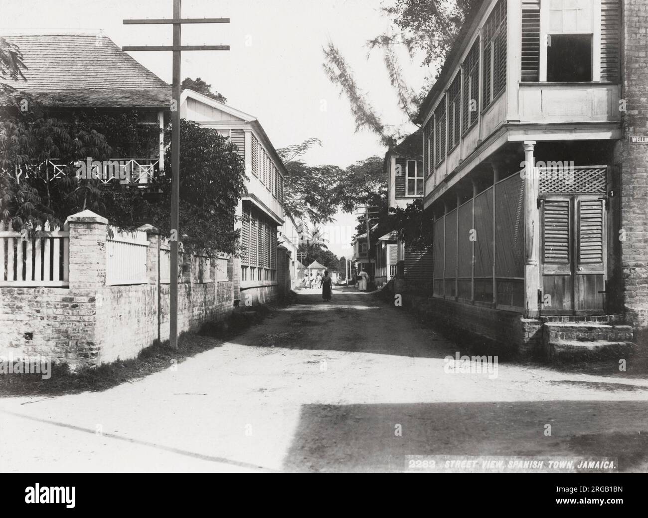Photo de la fin du XIXe siècle : rue dans la ville espagnole, Jamaïque, Antilles. Banque D'Images