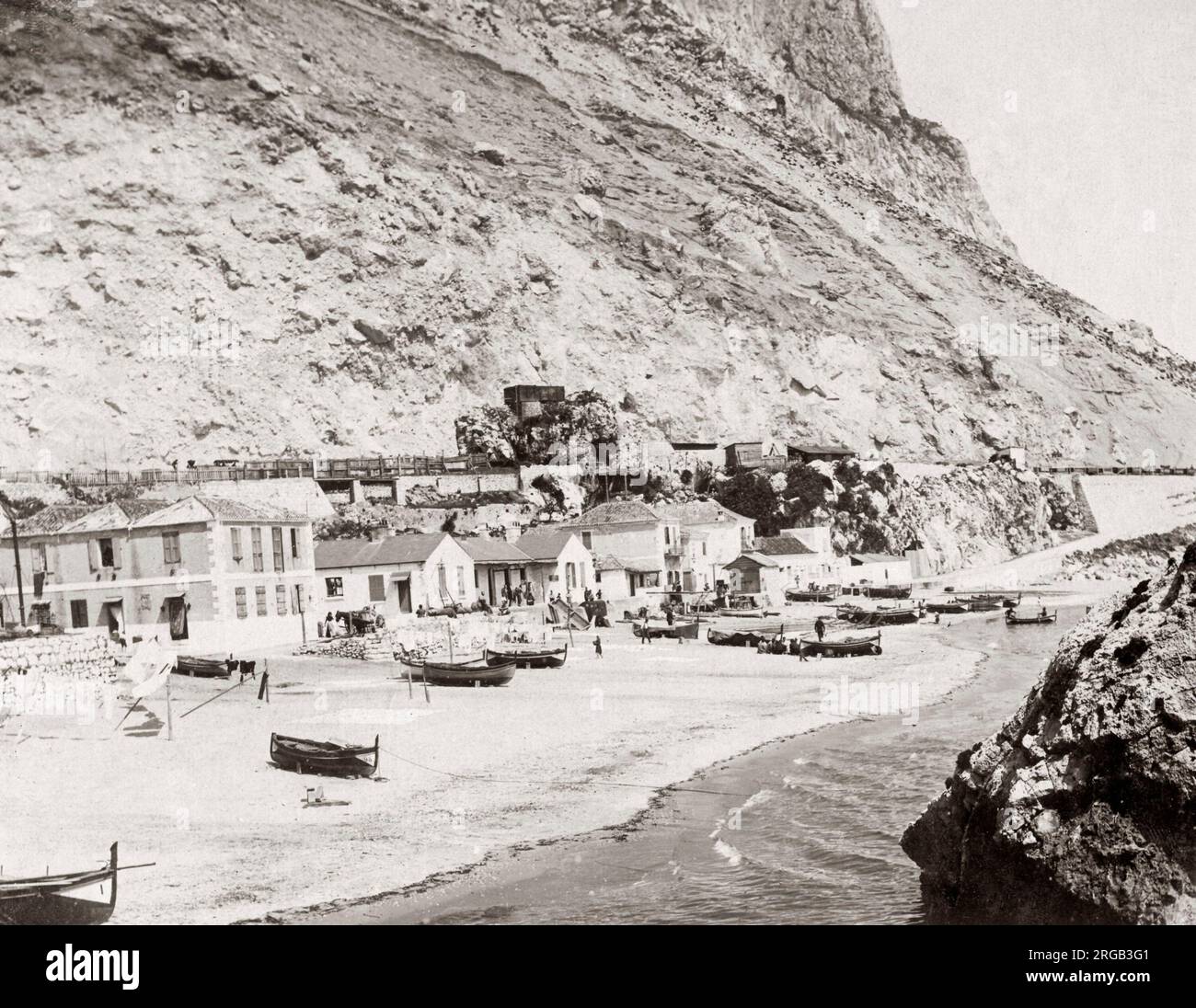 Les bateaux de pêche, le Catalan Bay Gibraltar, c.1890 Banque D'Images