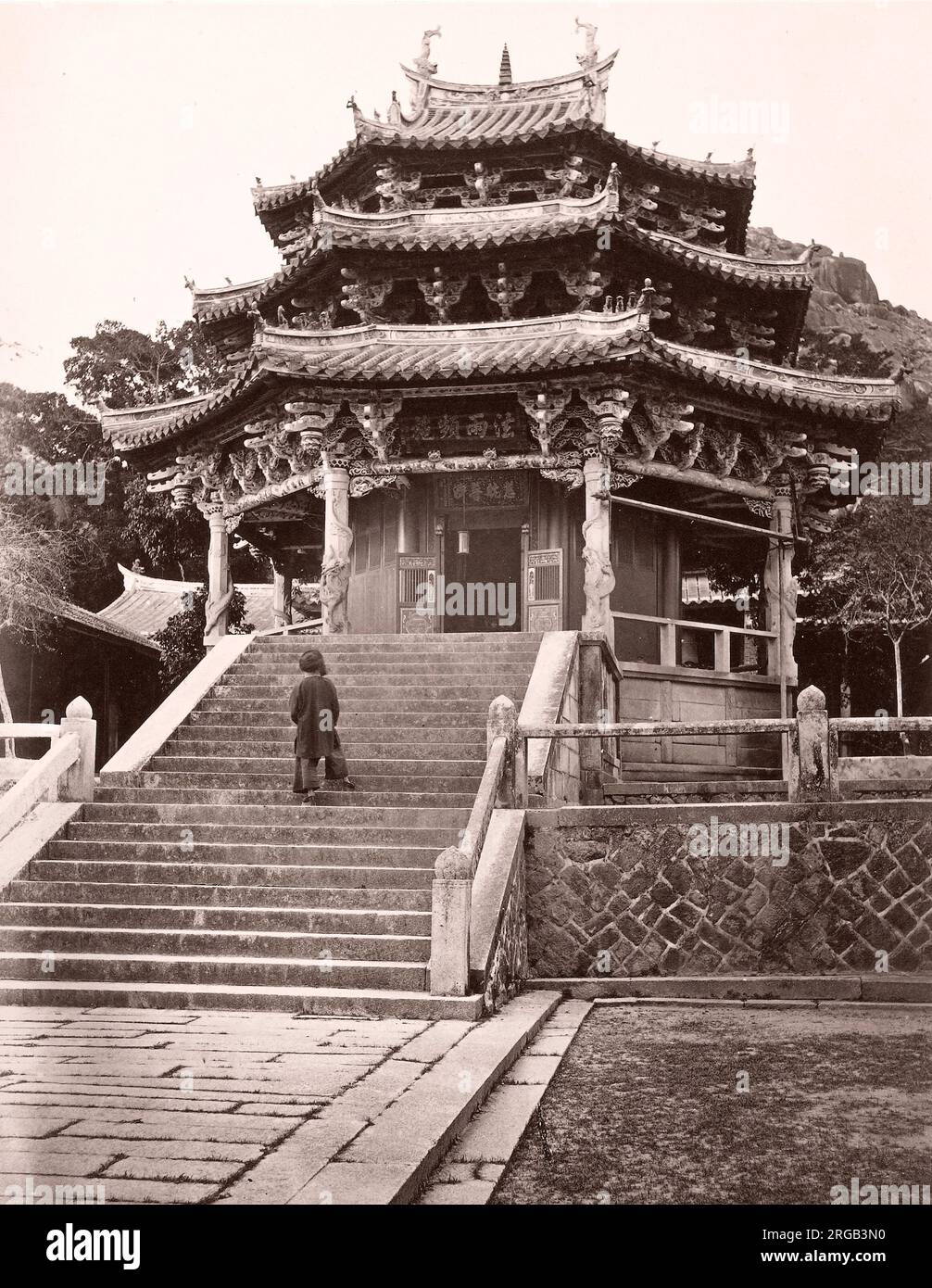John Thomson (14 juin 1837 - 29 septembre 1921) photographe écossais, actif en Chine vers 1870, d'un album de ses images: temple at Amoy, Xiamen Banque D'Images