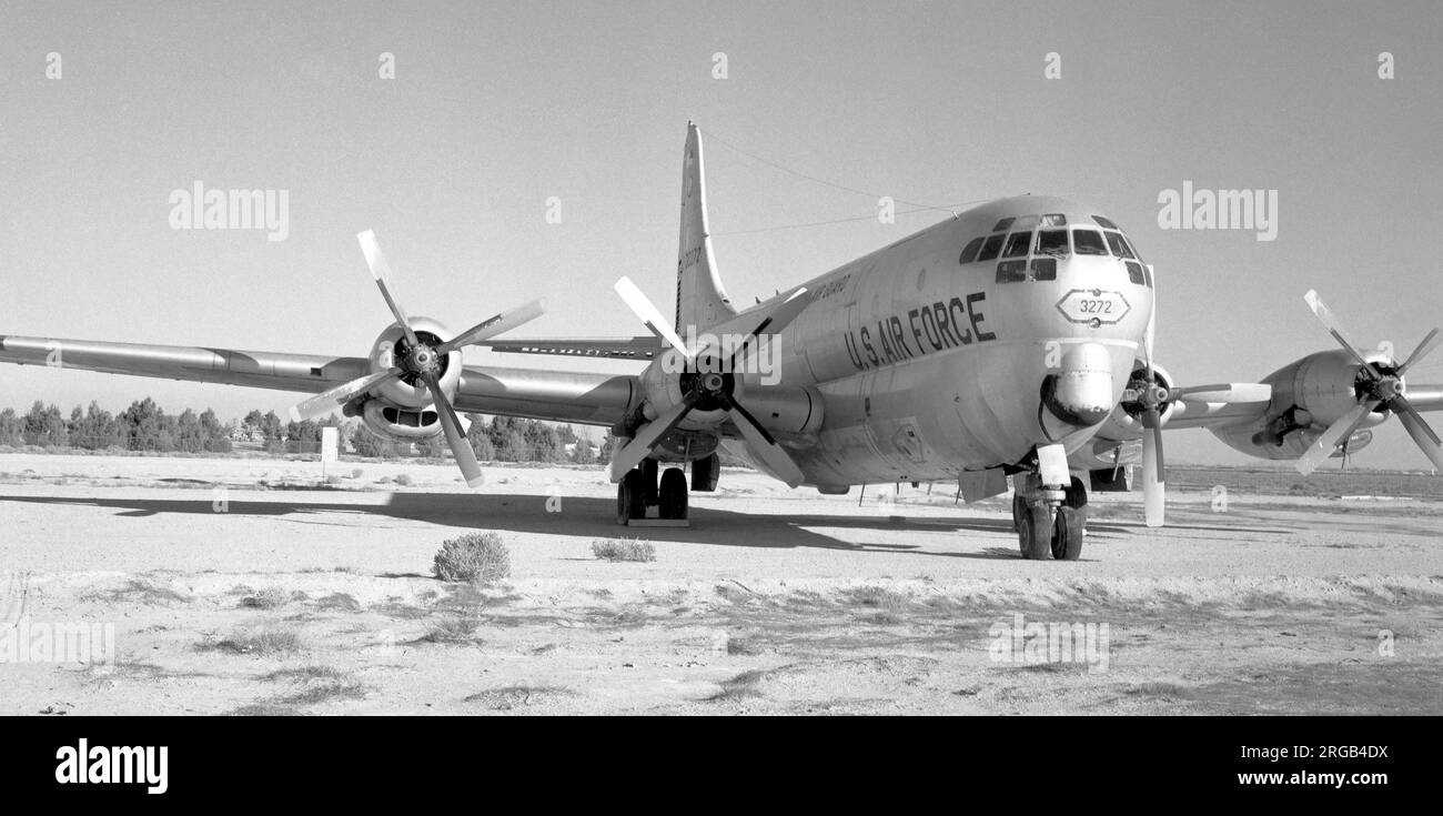(Ex California Air National Guard) – Boeing KC-97G-145-BO Stratofreighter O-30272 (msn 17054, 53-0272), au Milestones of Flight Museum (qui est maintenant fermé), General William J. Fox Airfield, Lancaster, Californie. Banque D'Images