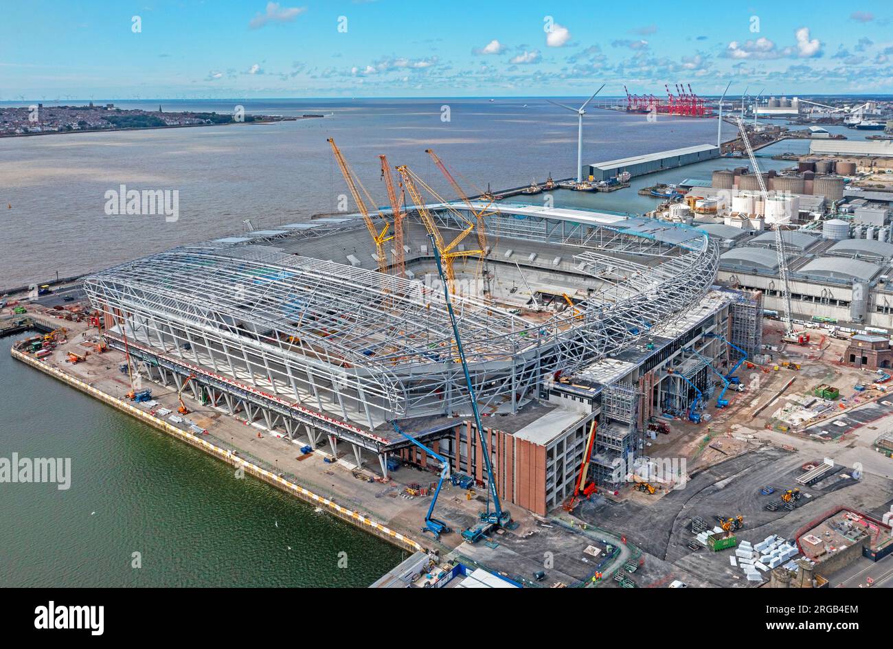 Liverpool, Royaume-Uni. 08.07.2023 Everton football Club nouveau stade construit sur Bramley Moore Dock le long de la rivière Mersey. 7 août 2023. Banque D'Images