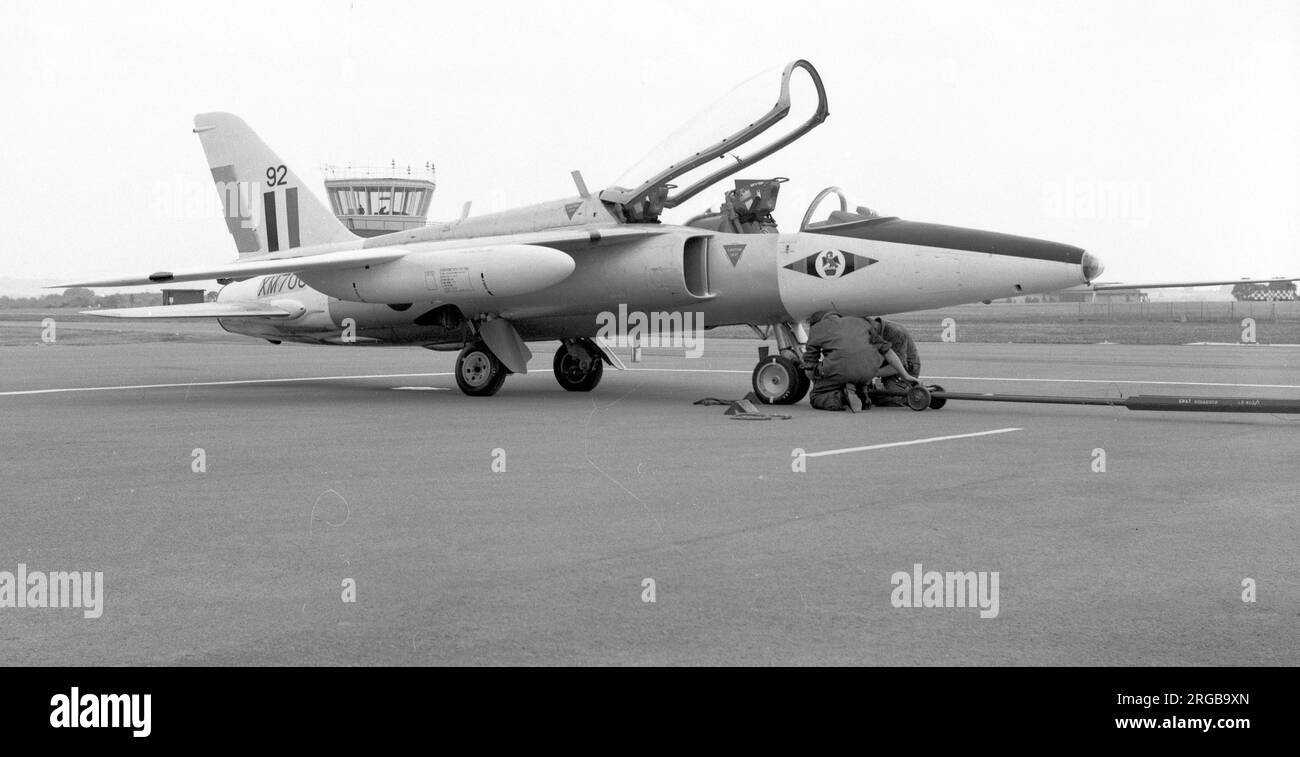 Royal Air Force - Foland Gnat T.1 XM706 '92' (msn FL511), de l'École Centrale de vol, à l'anniversaire 50th de la formation de l'École Centrale de vol, le 7 juillet 1962, tenue à la RAF Little Rissington. Banque D'Images