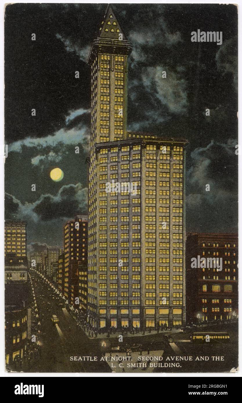 L C Smith Building (Smith Tower) by Night, second Avenue, Seattle, Washington, États-Unis Banque D'Images