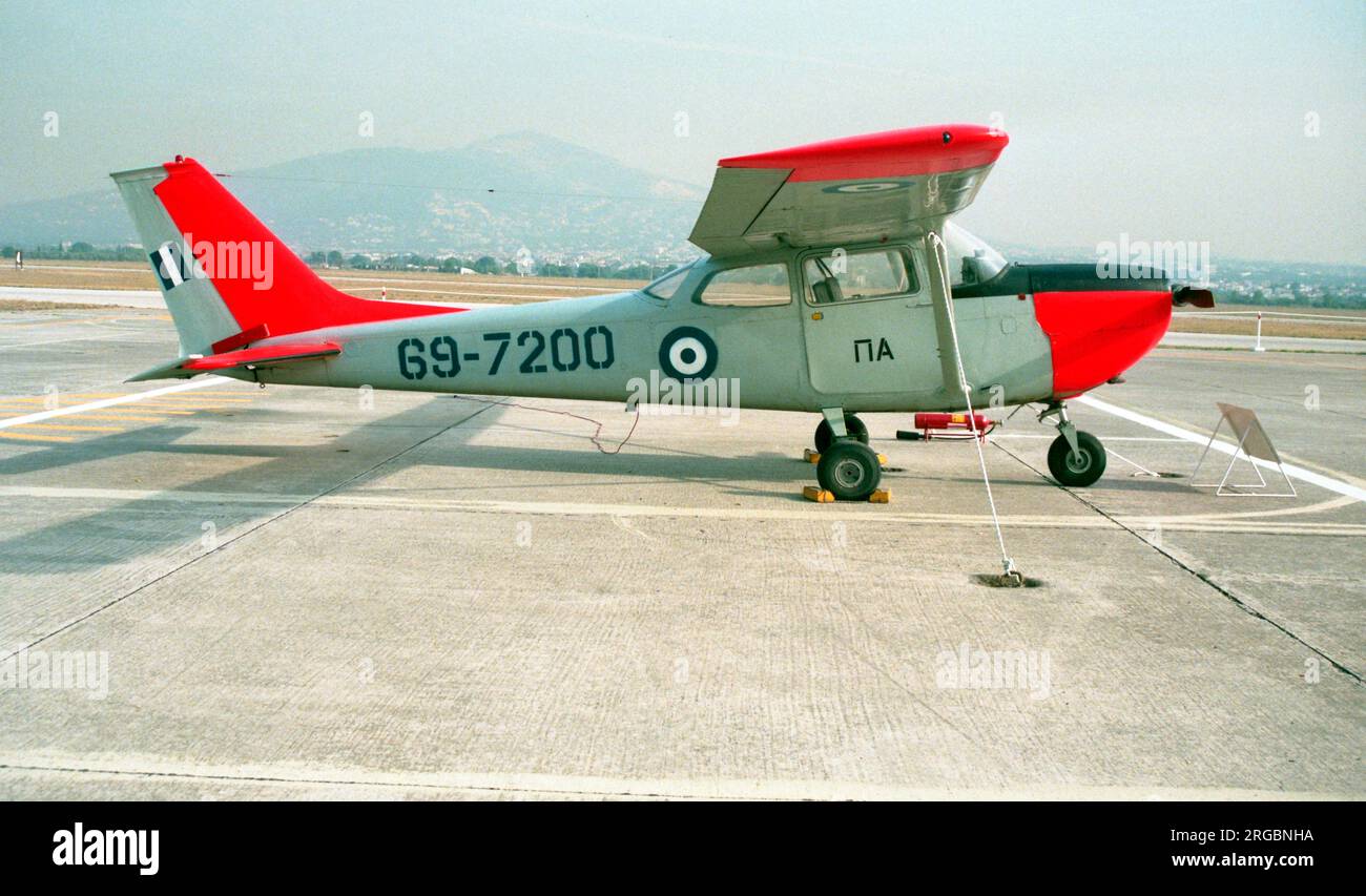 Force aérienne hellénique - Cessna T-41D Mescadero 69-7200 (msn R1720385) Banque D'Images