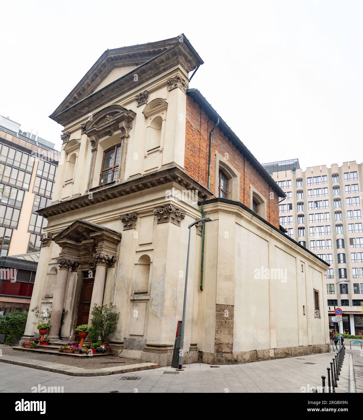 Milan, Italie - 30 mars 2022 : San Vito in Pasquirolo est une église catholique romaine de style maniériste tardif ou baroque précoce à Milan, Lombardie, Italie. Banque D'Images