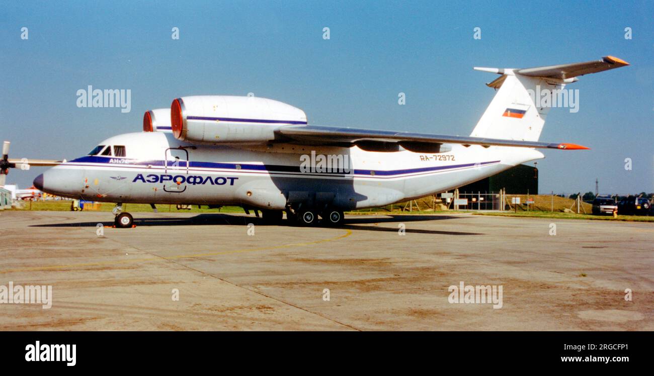 Force aérienne russe - Antonov an-72 RA-72972 (msn 36572094883), à la RAF Fairford pour le RIAT le 21 juillet 1996. Banque D'Images
