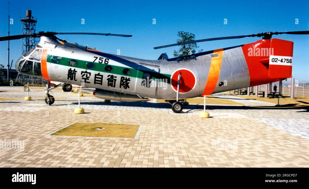 Piasecki H-21B 02-4756 (msn B-148, ex 53-4398, ex '8 000 108'), exposé au Musée Hamamatsu AB. Banque D'Images