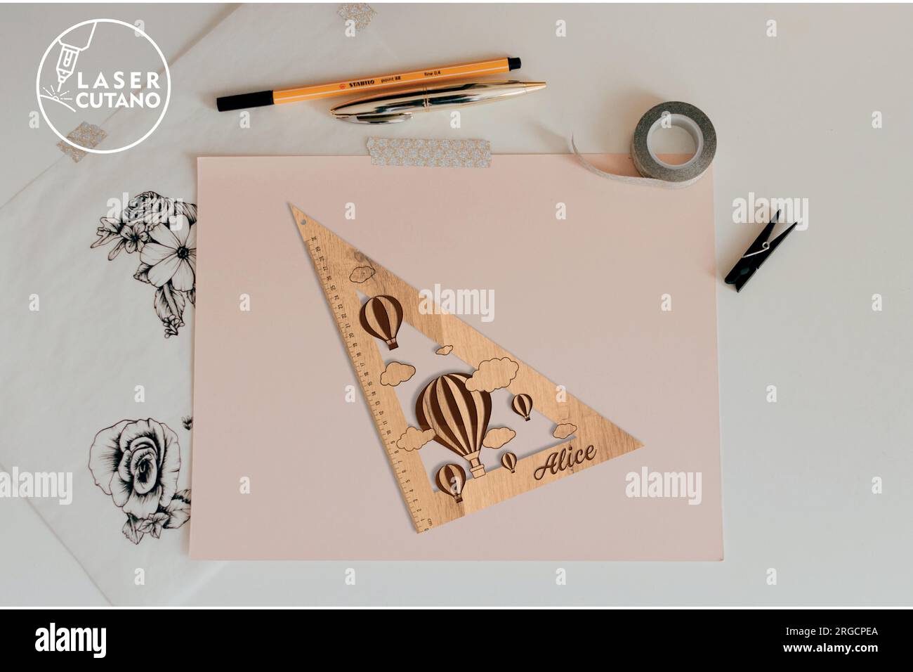 Règles triangulaires Couper fichier spécialement préparé pour les machines de découpe laser. Ce qui en fait un outil idéal pour les écoles qui cherchent à fournir une éducation de qualité. Illustration de Vecteur