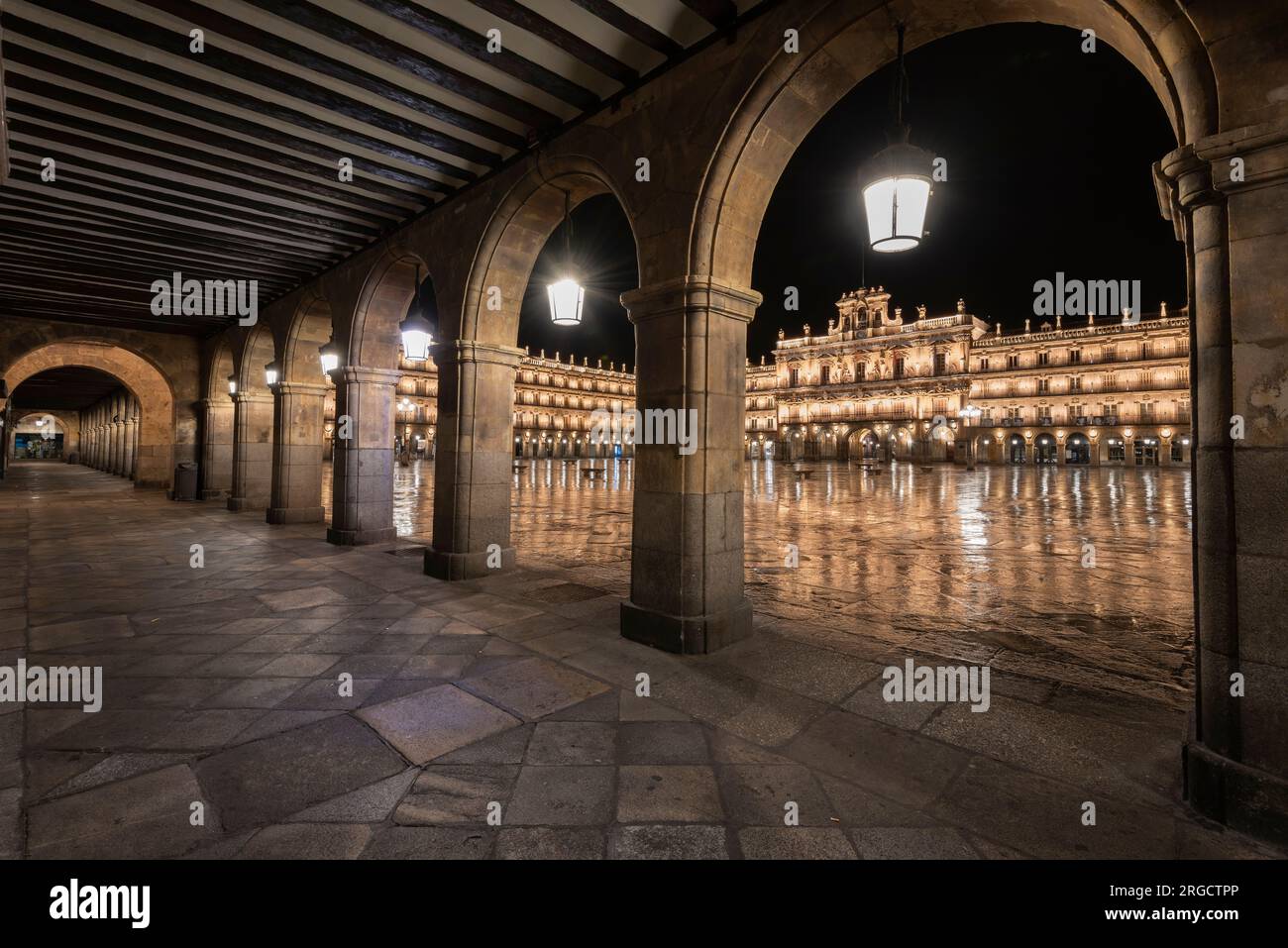 Plaza Mayor de Salamanca por la noche Banque D'Images