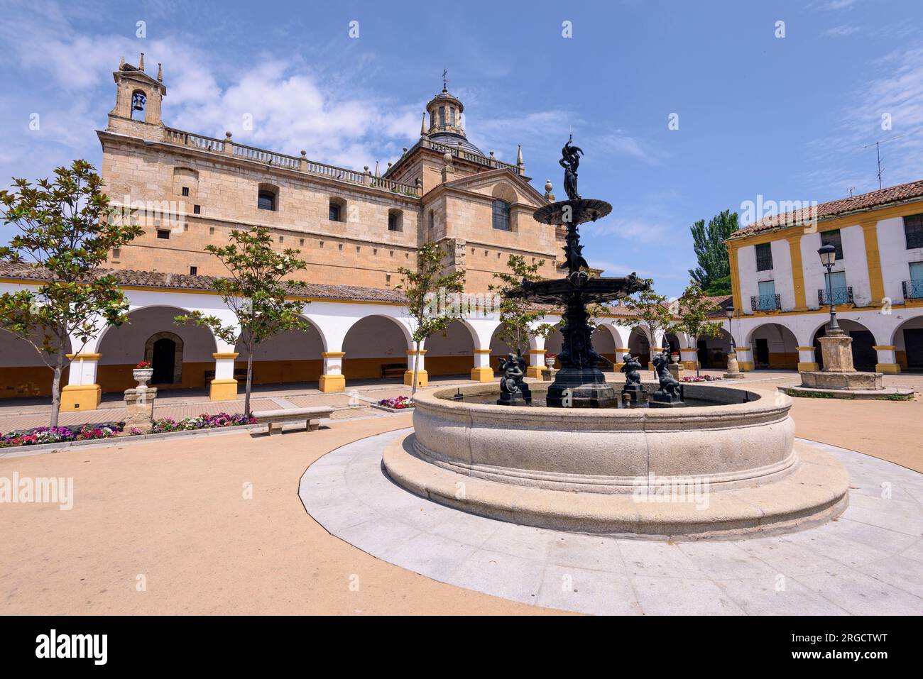 Capila del Cerralbo desde la plaza del buen alcalde, obra de Juan del Ribero Rada en Ciudad Rodrigo en Salamanca Banque D'Images
