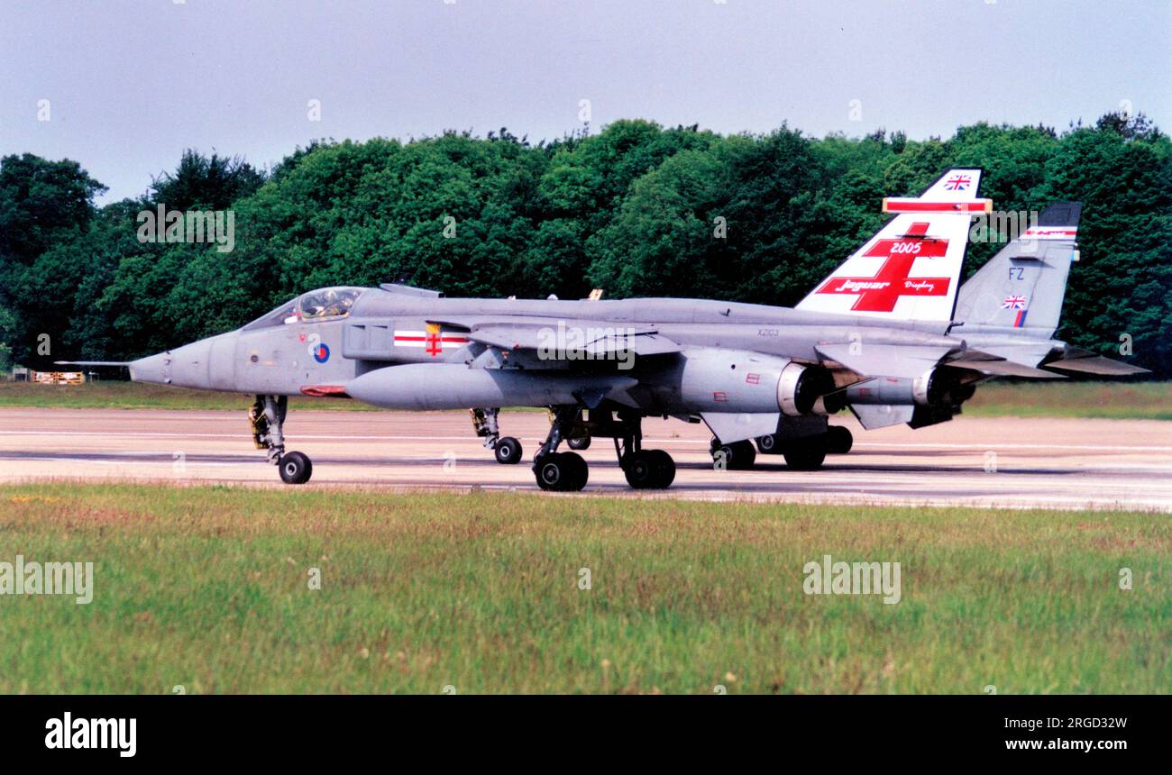 Royal Air Force - SEPECAT Jaguar GR.3 XZ103 (msn S.104), du No.41 Squadron. Banque D'Images