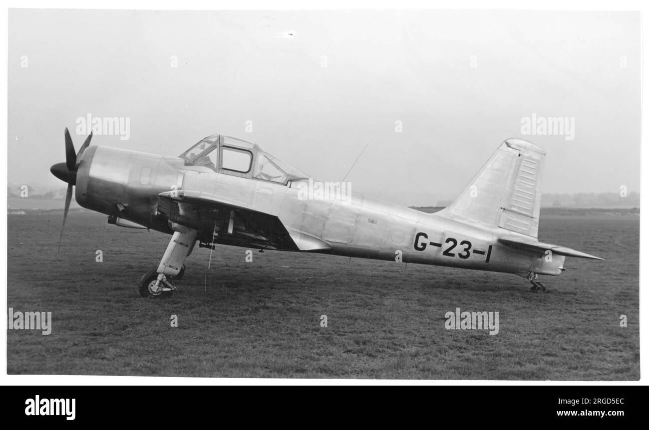 Percival P.56 Mk.II G-23-1, 3e prototype du Percival Provost (plus tard WG503), propulsé par le moteur Alvis Leonides utilisé dans les avions de production, équipé d'une forme de capotage précoce. Banque D'Images