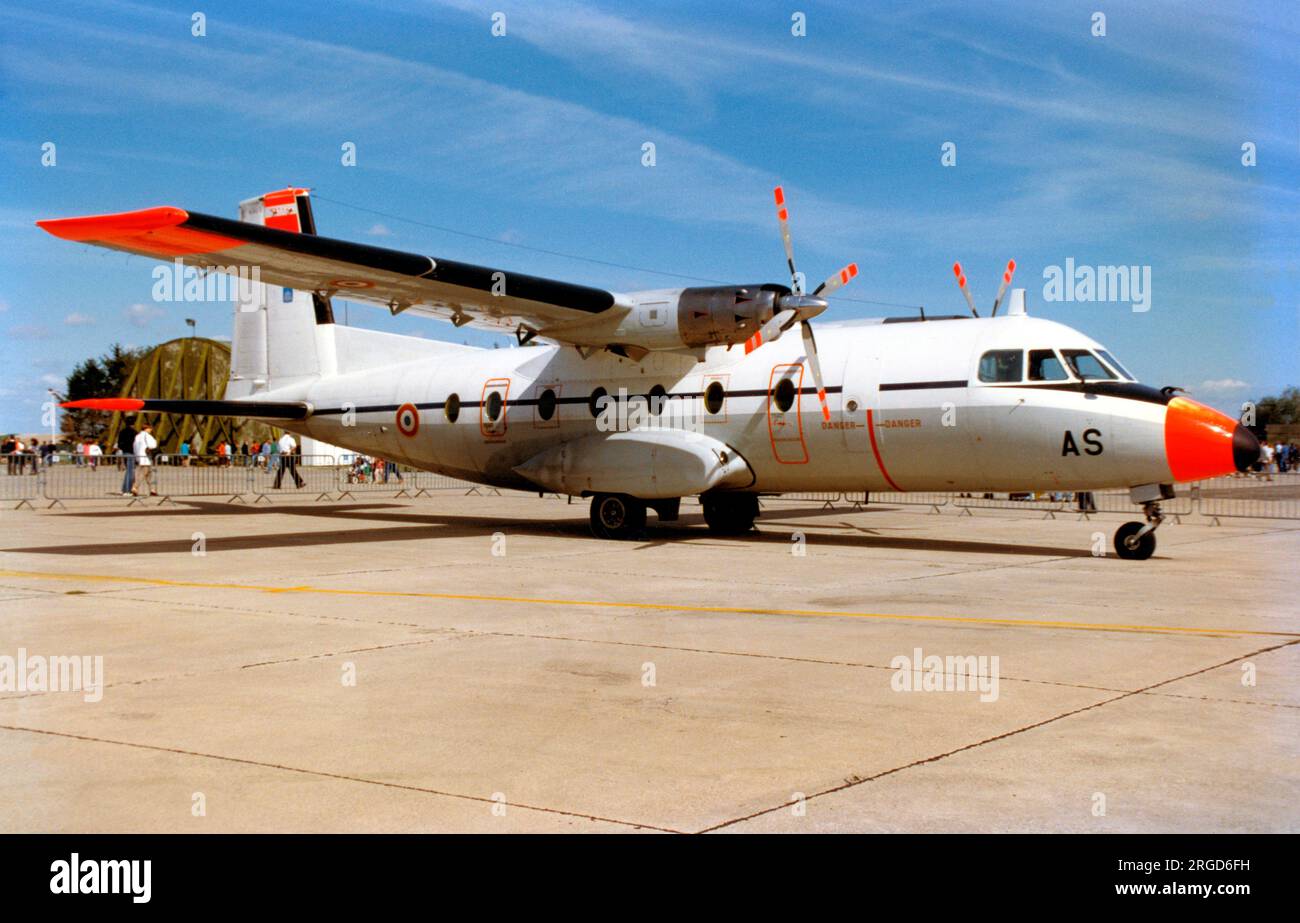 Armee de l'Air - aérospatiale N.262D 110 - AS (msn 110), de l'Escadron de transport 01-065, à la base aérienne 112 Reims-Champagne. (Armée de l'Air). Banque D'Images